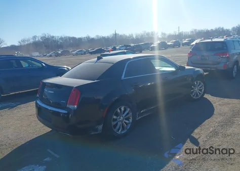 2018 Chrysler 300 Touring L Awd из США, поврежденный, VIN 2C3CCARG6JH257983